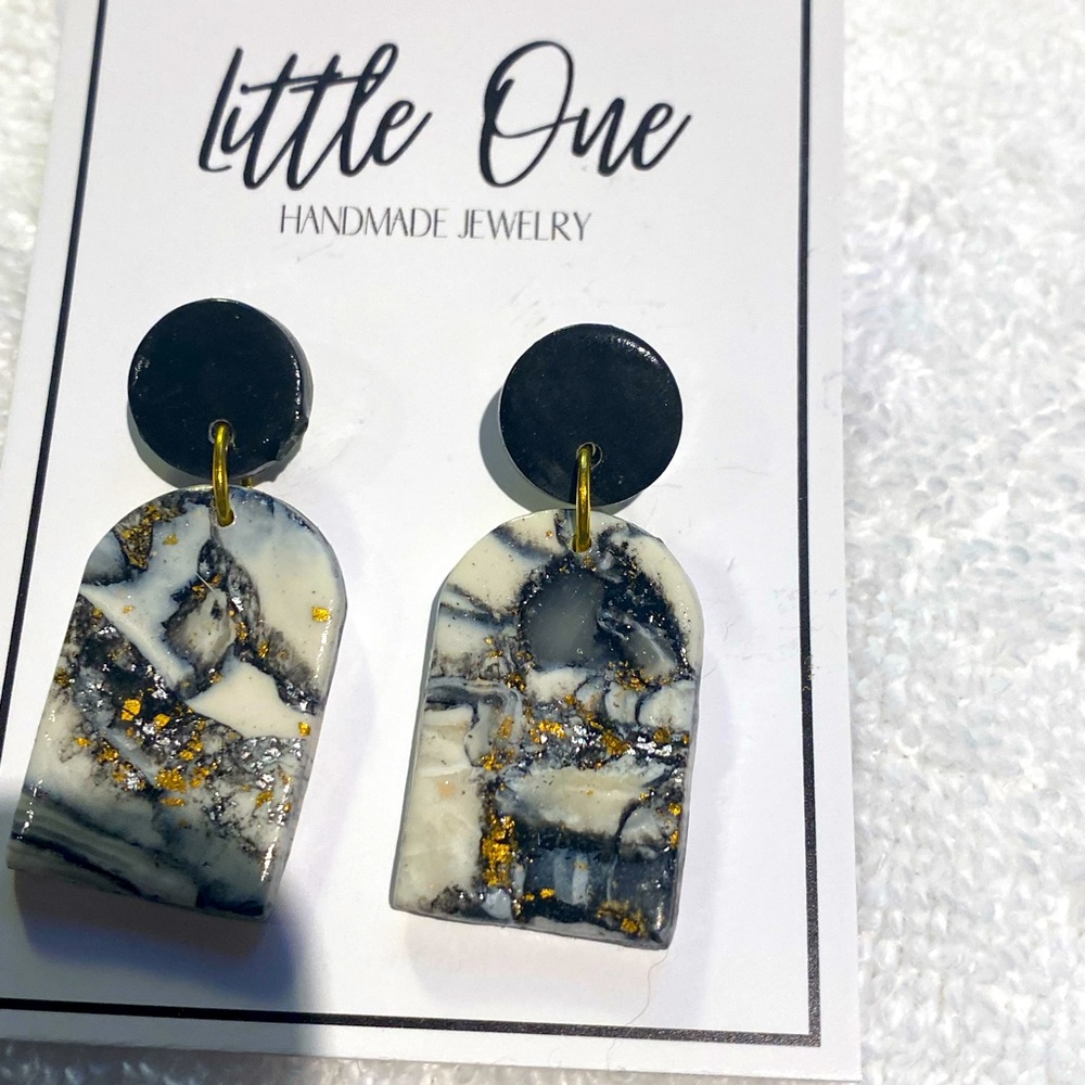 Custom handcrafted clay drop dangle earrings. New never worn